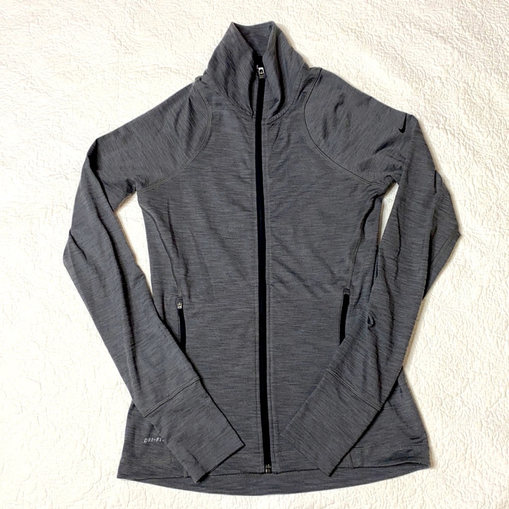 NIKE DRIFIT JACKET